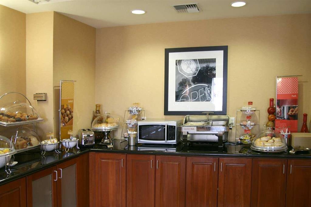 Hampton Inn Gillette Restoran fotoğraf